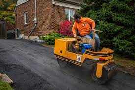 Best Concrete Driveway Installation  in Elmwood, IL